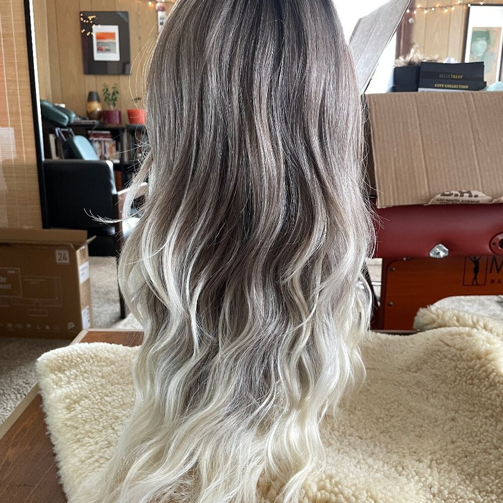 Chelsey Smith CSC Cloud Wig - Gray-Blonde Blend w roots